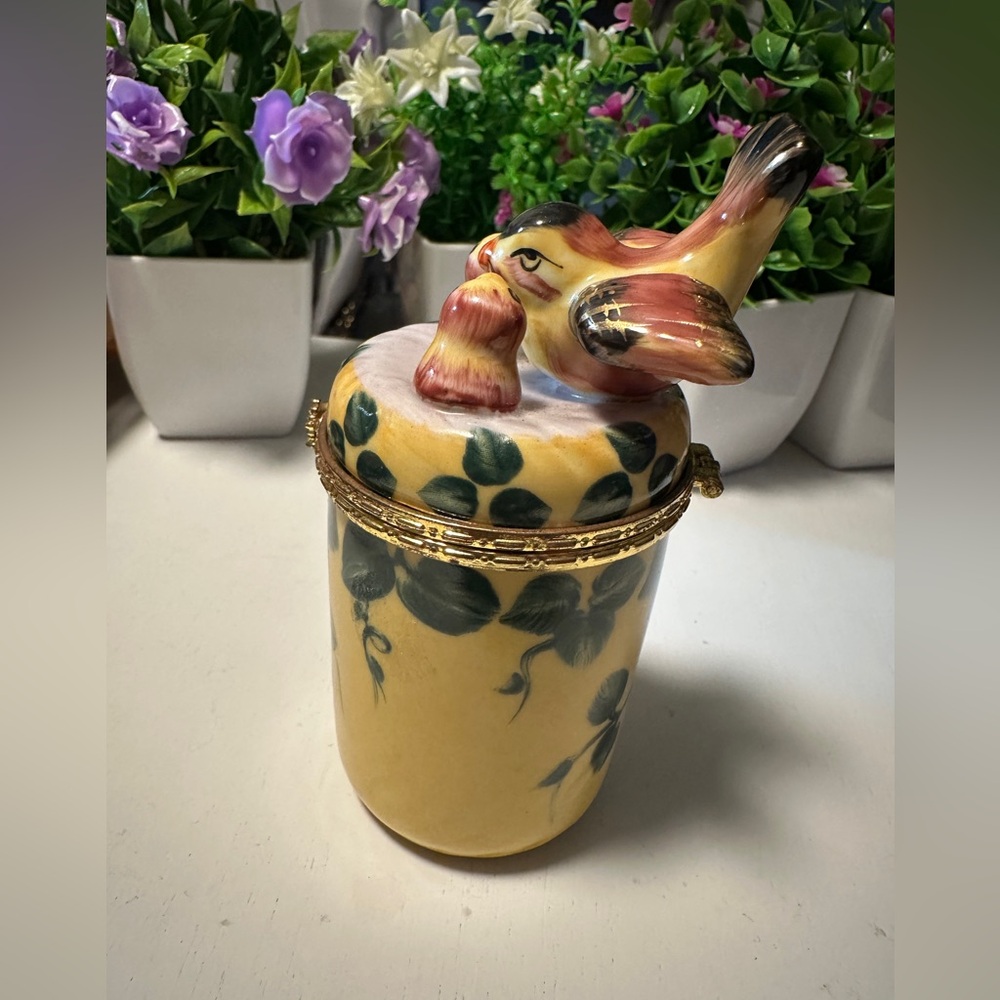 Bombay Company Vintage Candle Trinket Box